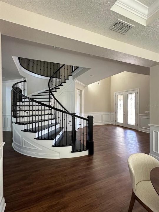 待售: $1,790,000 (5 贝兹, 3 浴室, 4940 平方英尺)