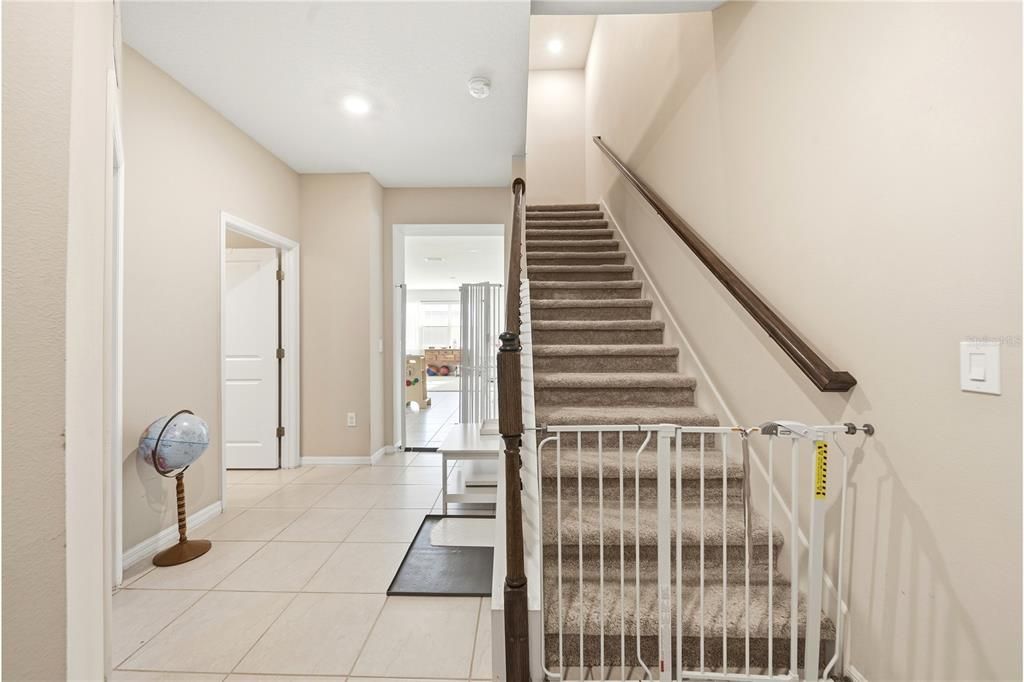 For Sale: $365,000 (3 beds, 2 baths, 1825 Square Feet)