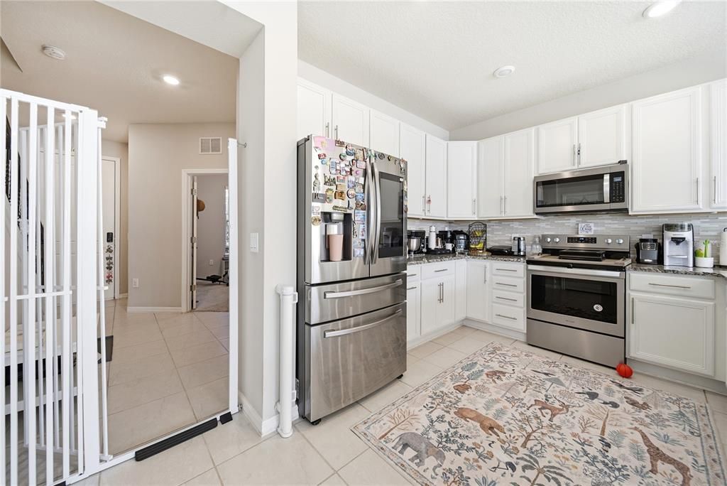 For Sale: $365,000 (3 beds, 2 baths, 1825 Square Feet)