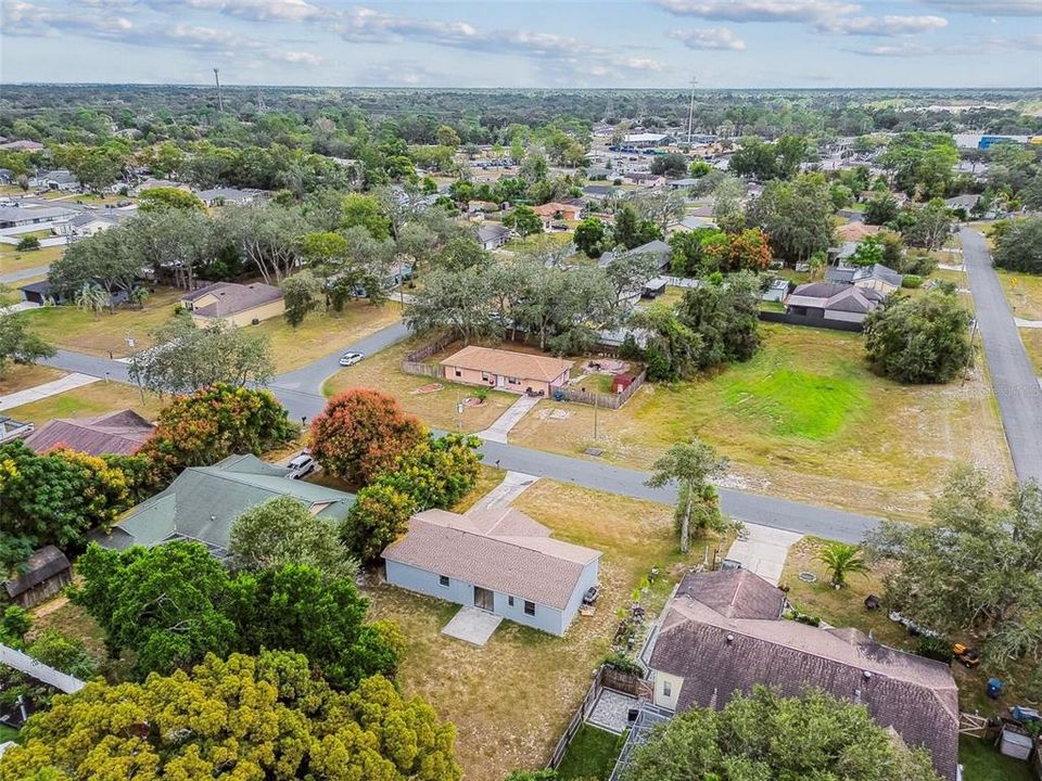 合同活跃: $275,000 (3 贝兹, 2 浴室, 1114 平方英尺)