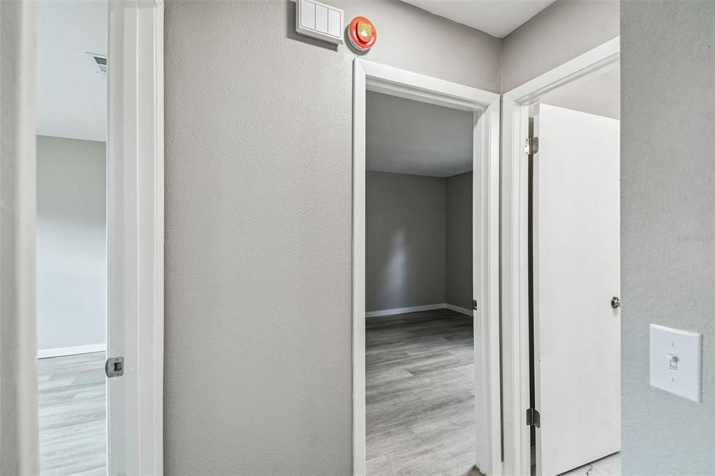 合同活跃: $275,000 (3 贝兹, 2 浴室, 1114 平方英尺)