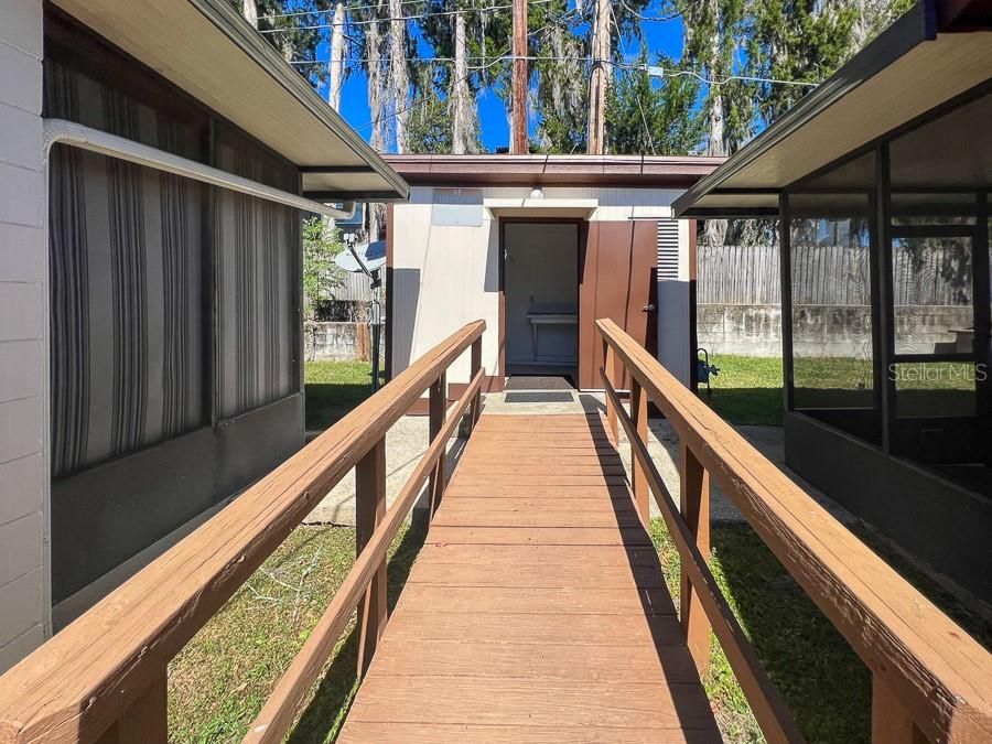 For Rent: $975 (1 beds, 1 baths, 472 Square Feet)