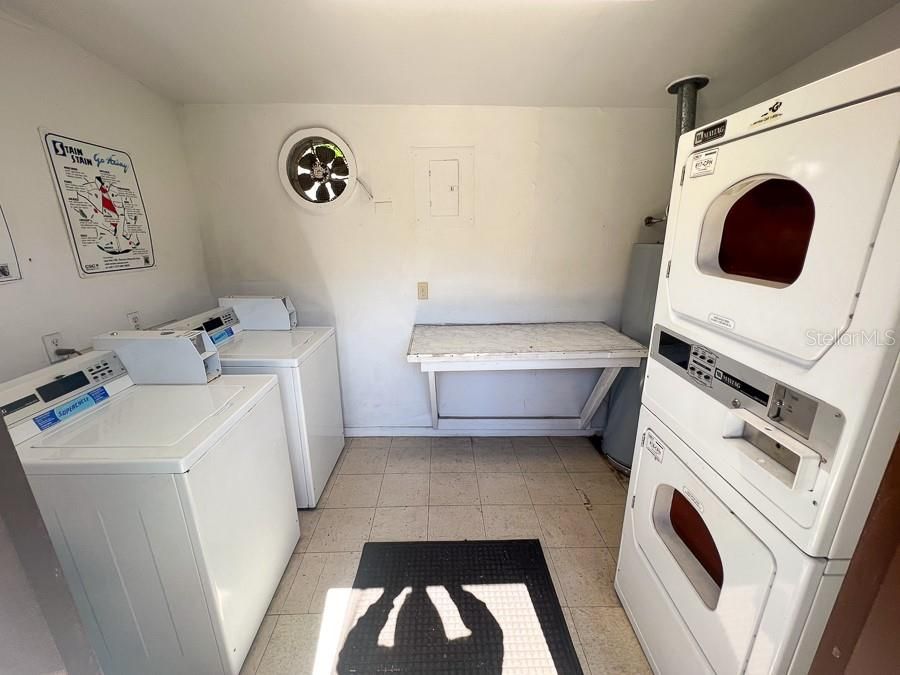 For Rent: $975 (1 beds, 1 baths, 472 Square Feet)