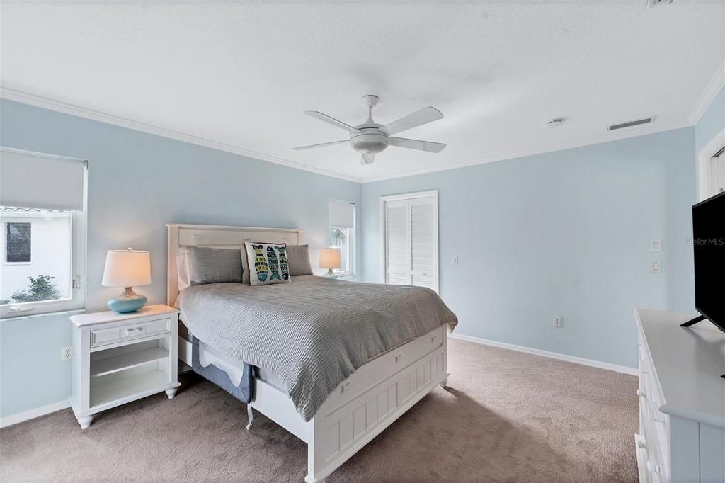 For Rent: $7,985 (3 beds, 2 baths, 2209 Square Feet)