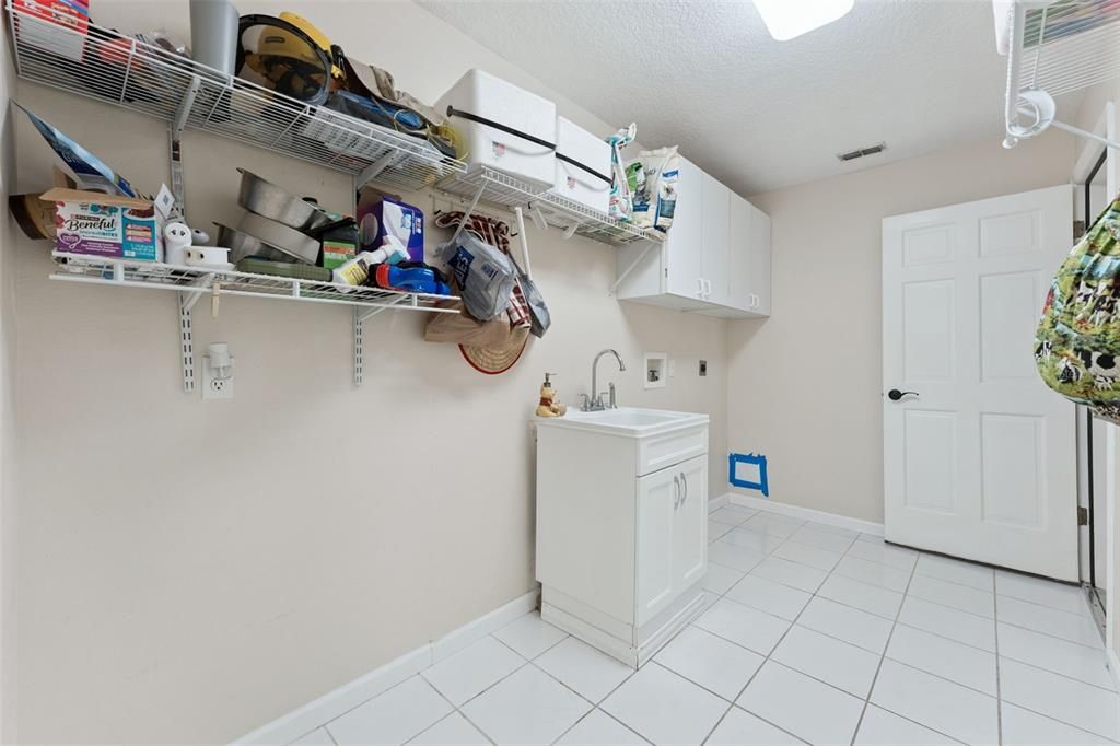 На продажу: $656,900 (4 спален, 3 ванн, 2914 Квадратных фут)