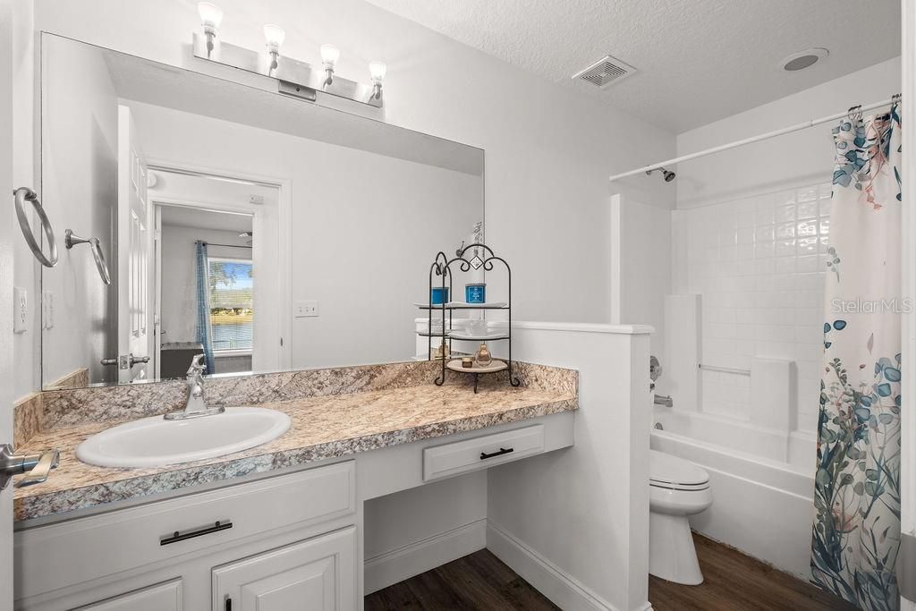 For Sale: $365,000 (4 beds, 2 baths, 1980 Square Feet)