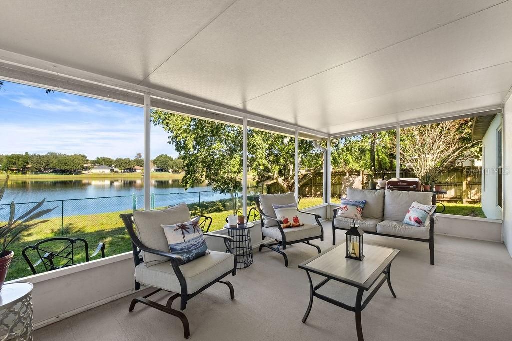 For Sale: $365,000 (4 beds, 2 baths, 1980 Square Feet)