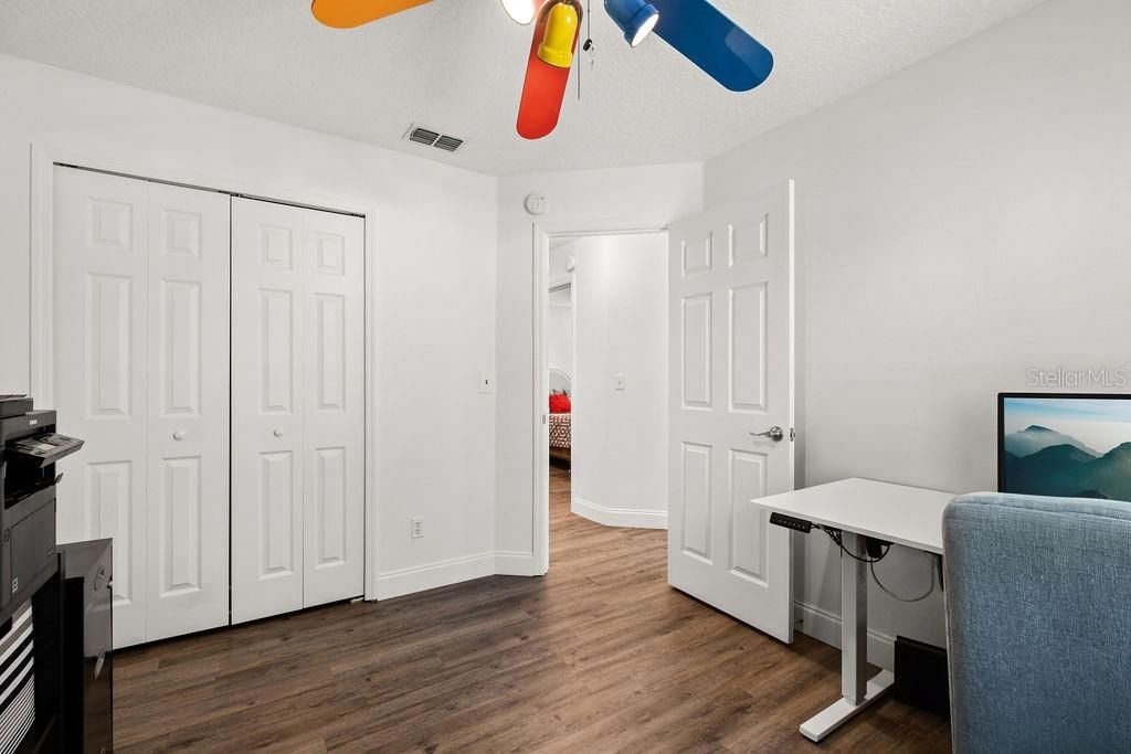 For Sale: $365,000 (4 beds, 2 baths, 1980 Square Feet)