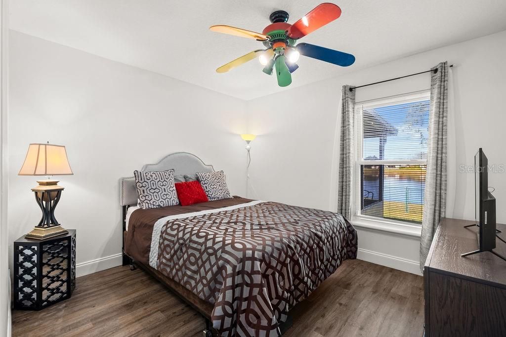 For Sale: $365,000 (4 beds, 2 baths, 1980 Square Feet)