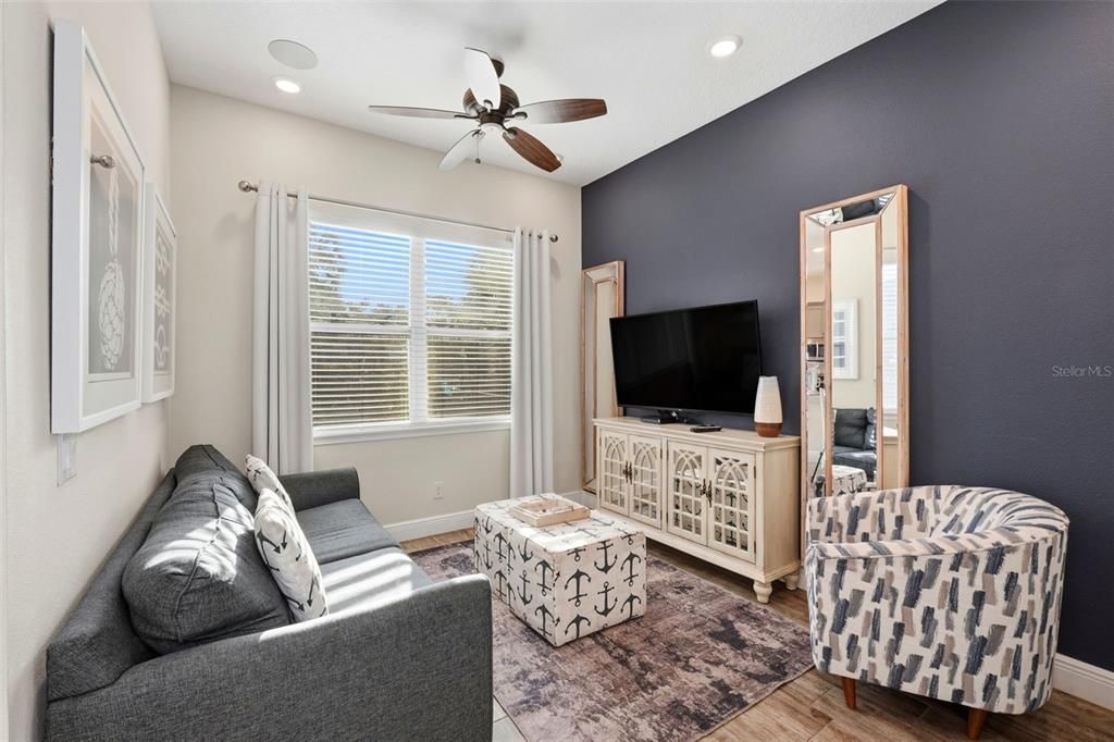 For Sale: $799,000 (5 beds, 5 baths, 1848 Square Feet)