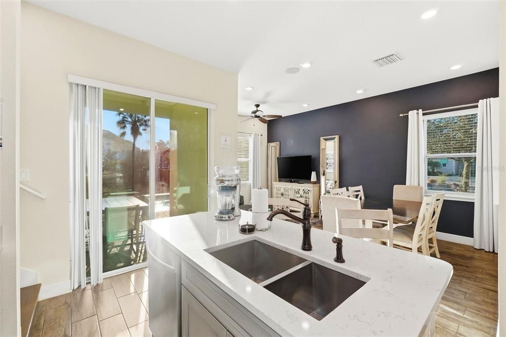 For Sale: $799,000 (5 beds, 5 baths, 1848 Square Feet)