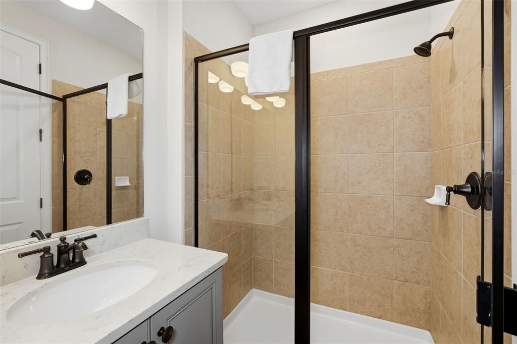 For Sale: $799,000 (5 beds, 5 baths, 1848 Square Feet)