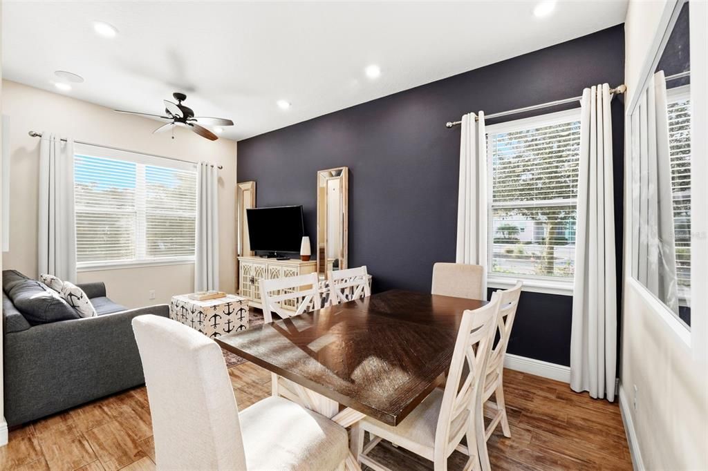 For Sale: $799,000 (5 beds, 5 baths, 1848 Square Feet)