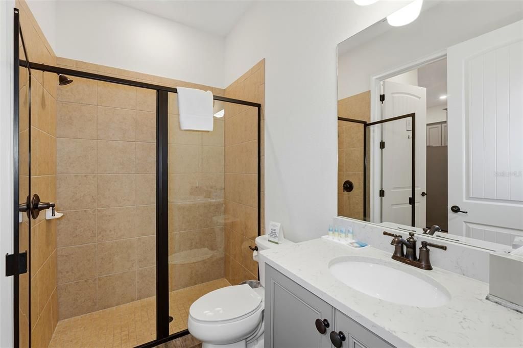 For Sale: $799,000 (5 beds, 5 baths, 1848 Square Feet)