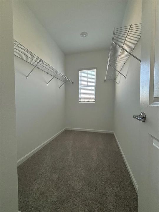 For Rent: $2,800 (3 beds, 2 baths, 1821 Square Feet)