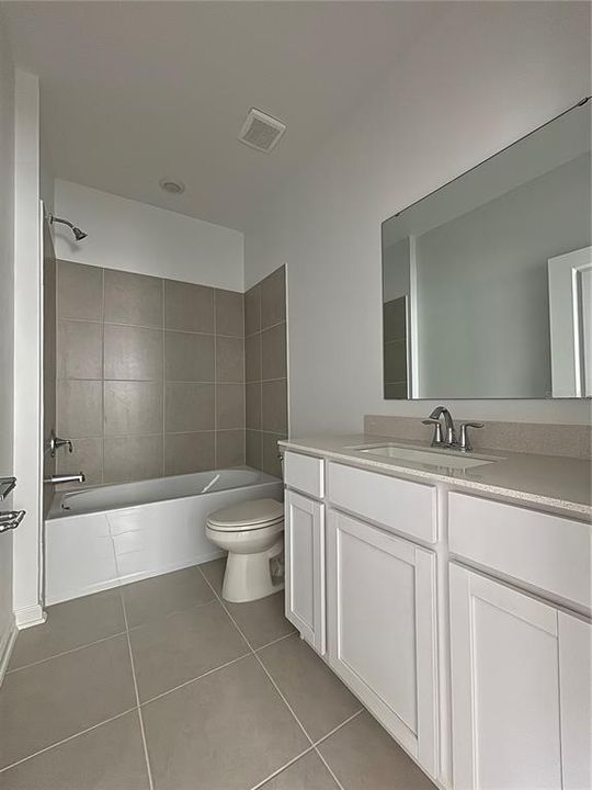 For Rent: $2,800 (3 beds, 2 baths, 1821 Square Feet)