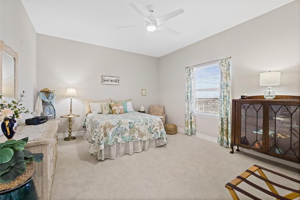 待售: $565,000 (3 贝兹, 2 浴室, 2270 平方英尺)