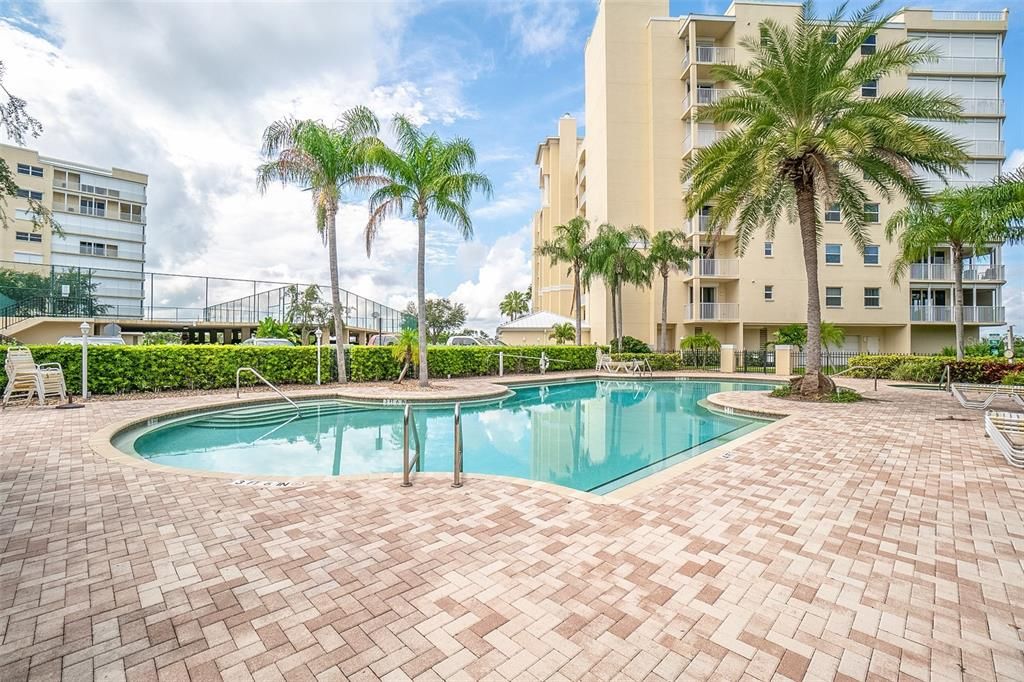 待售: $565,000 (3 贝兹, 2 浴室, 2270 平方英尺)