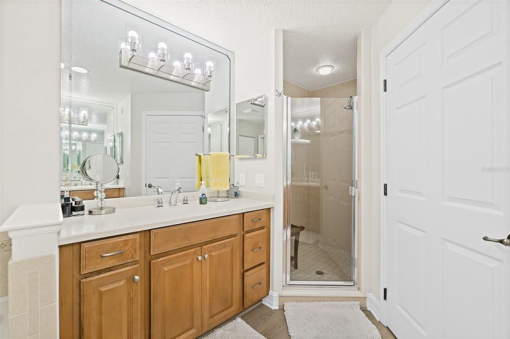 待售: $565,000 (3 贝兹, 2 浴室, 2270 平方英尺)