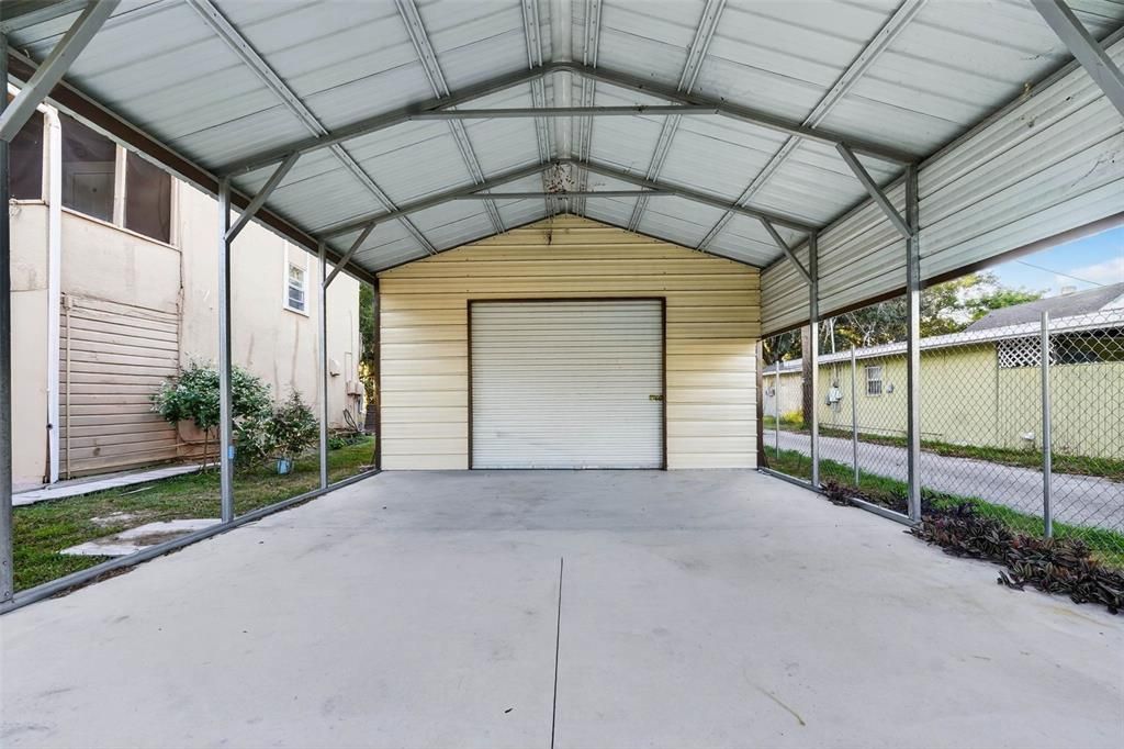 На продажу: $240,000 (4 спален, 2 ванн, 1593 Квадратных фут)