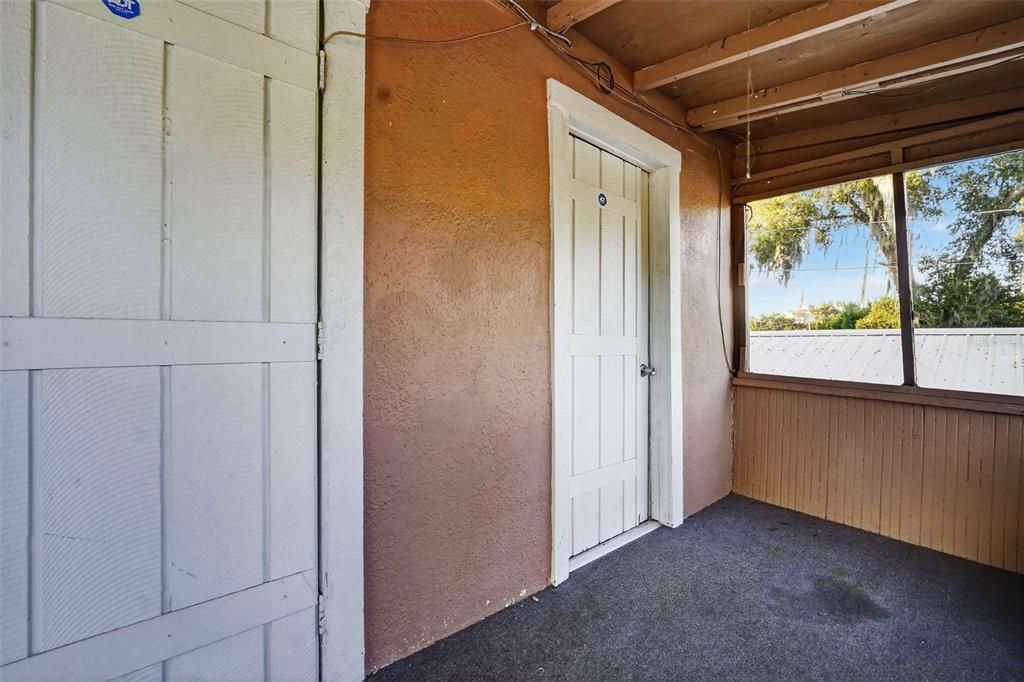 На продажу: $240,000 (4 спален, 2 ванн, 1593 Квадратных фут)