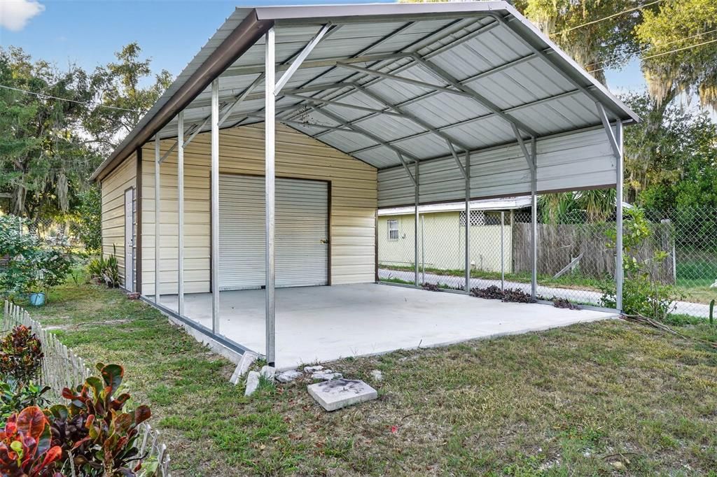 На продажу: $240,000 (4 спален, 2 ванн, 1593 Квадратных фут)