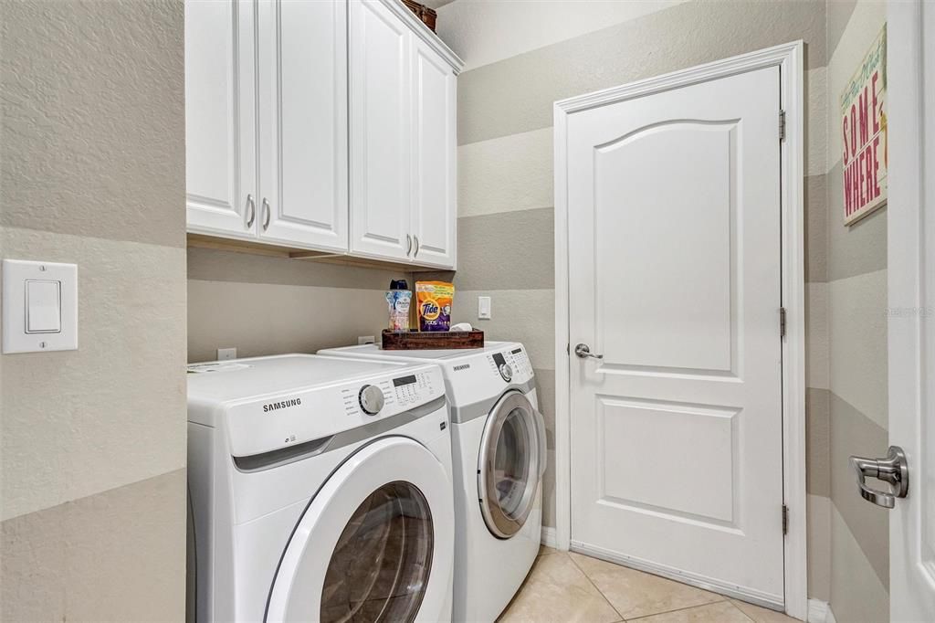 Activo con contrato: $569,995 (3 camas, 2 baños, 1829 Pies cuadrados)