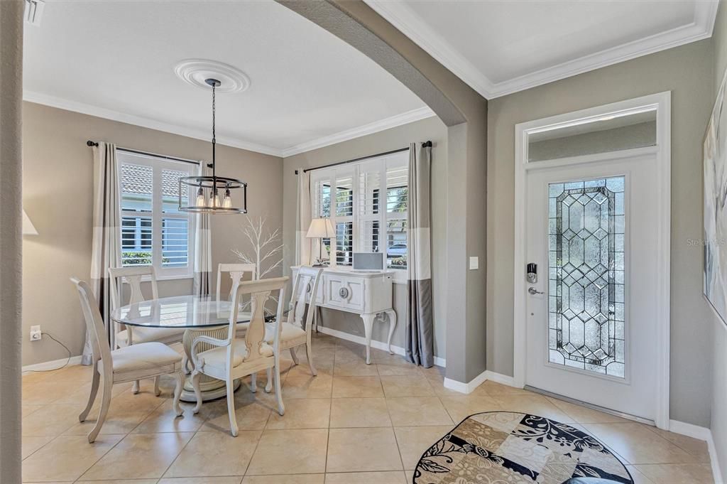 Activo con contrato: $569,995 (3 camas, 2 baños, 1829 Pies cuadrados)