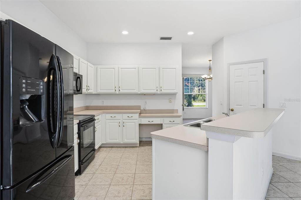 待售: $299,900 (3 贝兹, 2 浴室, 1885 平方英尺)