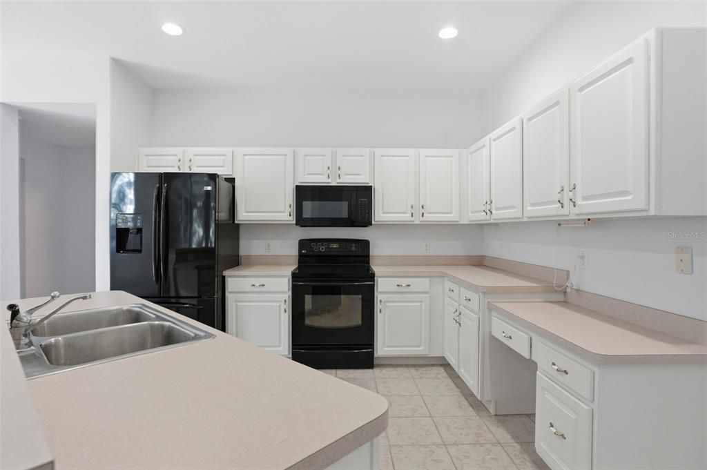 待售: $299,900 (3 贝兹, 2 浴室, 1885 平方英尺)