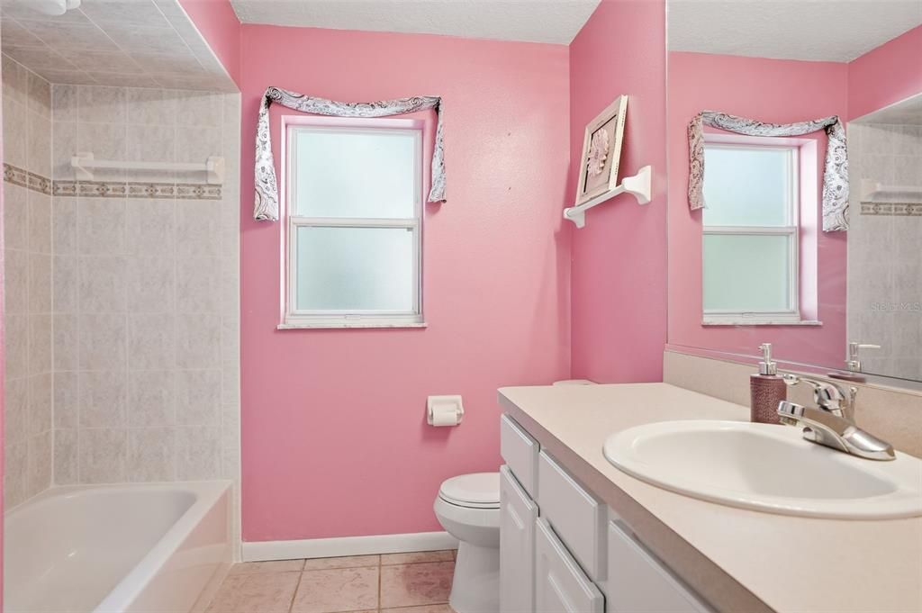 待售: $299,900 (3 贝兹, 2 浴室, 1885 平方英尺)