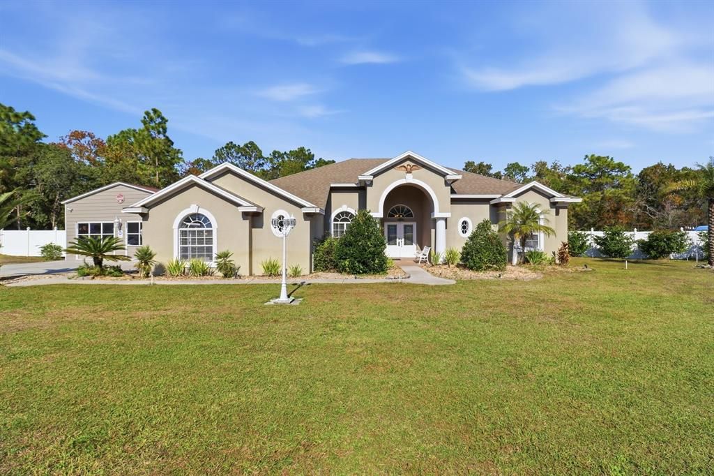 На продажу: $699,900 (4 спален, 3 ванн, 2487 Квадратных фут)