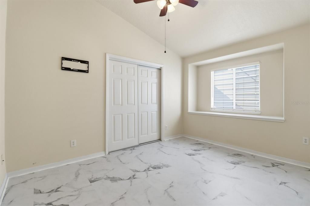 На продажу: $699,900 (4 спален, 3 ванн, 2487 Квадратных фут)