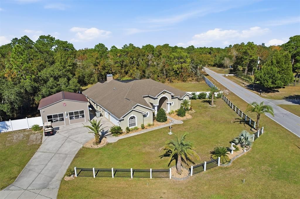 На продажу: $699,900 (4 спален, 3 ванн, 2487 Квадратных фут)