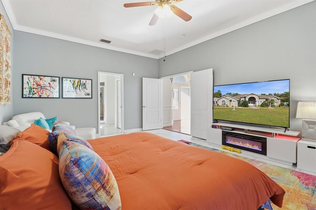 На продажу: $699,900 (4 спален, 3 ванн, 2487 Квадратных фут)