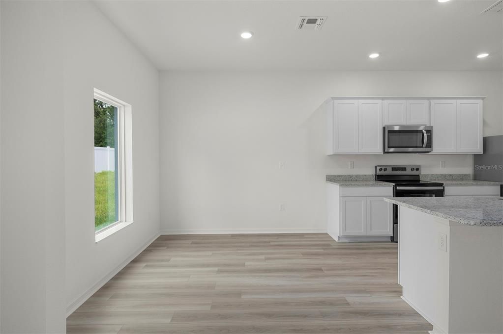 For Sale: $388,900 (4 beds, 2 baths, 2059 Square Feet)