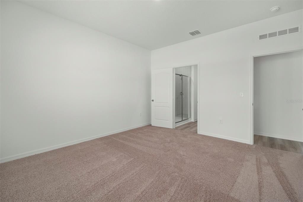 For Sale: $388,900 (4 beds, 2 baths, 2059 Square Feet)