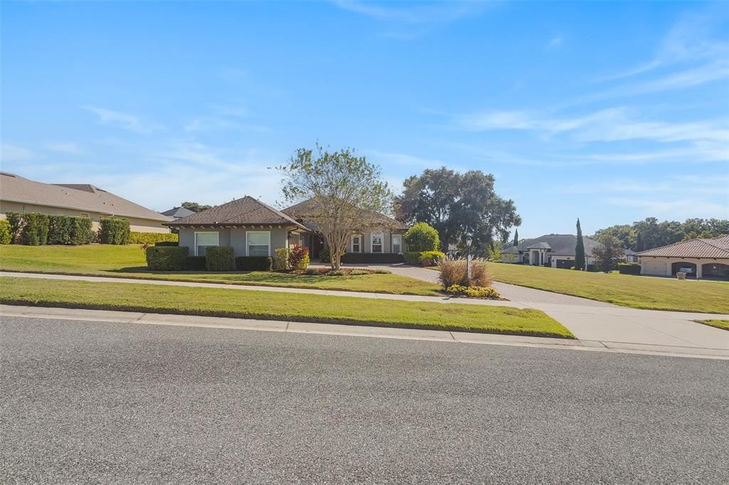 待售: $649,500 (4 贝兹, 3 浴室, 2544 平方英尺)