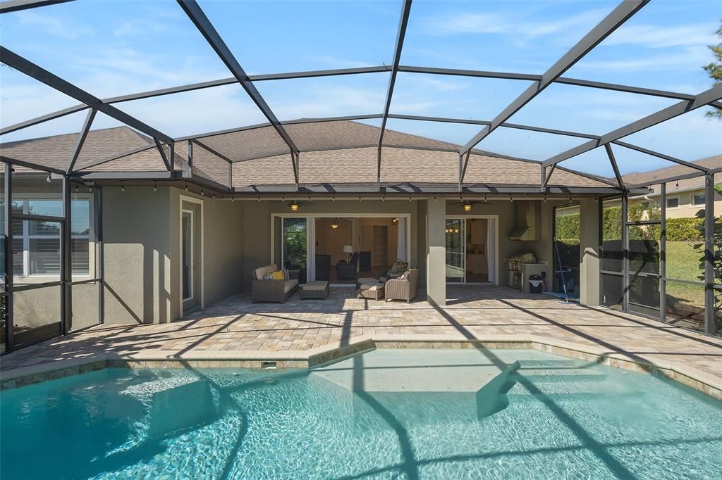 待售: $649,500 (4 贝兹, 3 浴室, 2544 平方英尺)