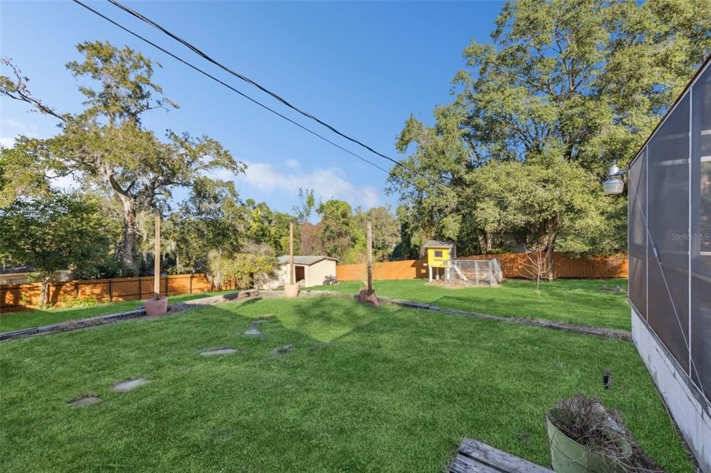 For Sale: $475,000 (4 beds, 2 baths, 2304 Square Feet)