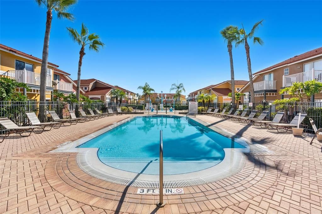 待售: $405,000 (4 贝兹, 3 浴室, 1542 平方英尺)