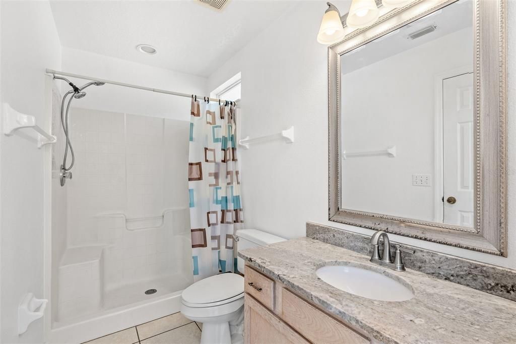 待售: $405,000 (4 贝兹, 3 浴室, 1542 平方英尺)