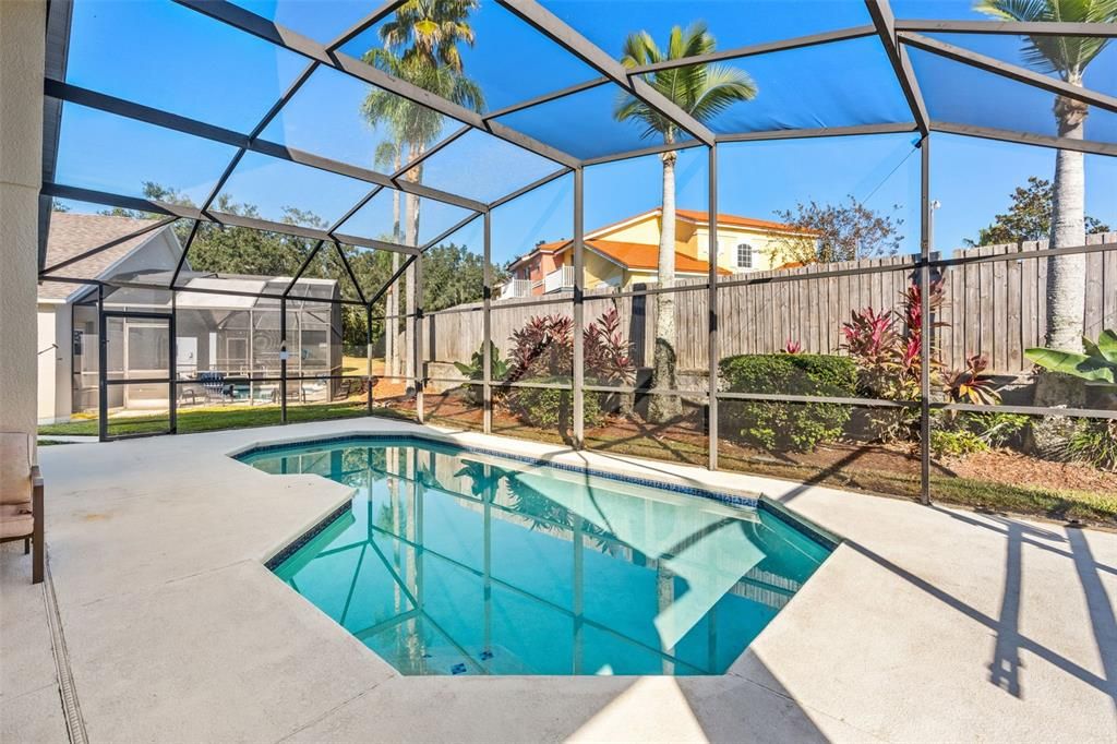 待售: $405,000 (4 贝兹, 3 浴室, 1542 平方英尺)