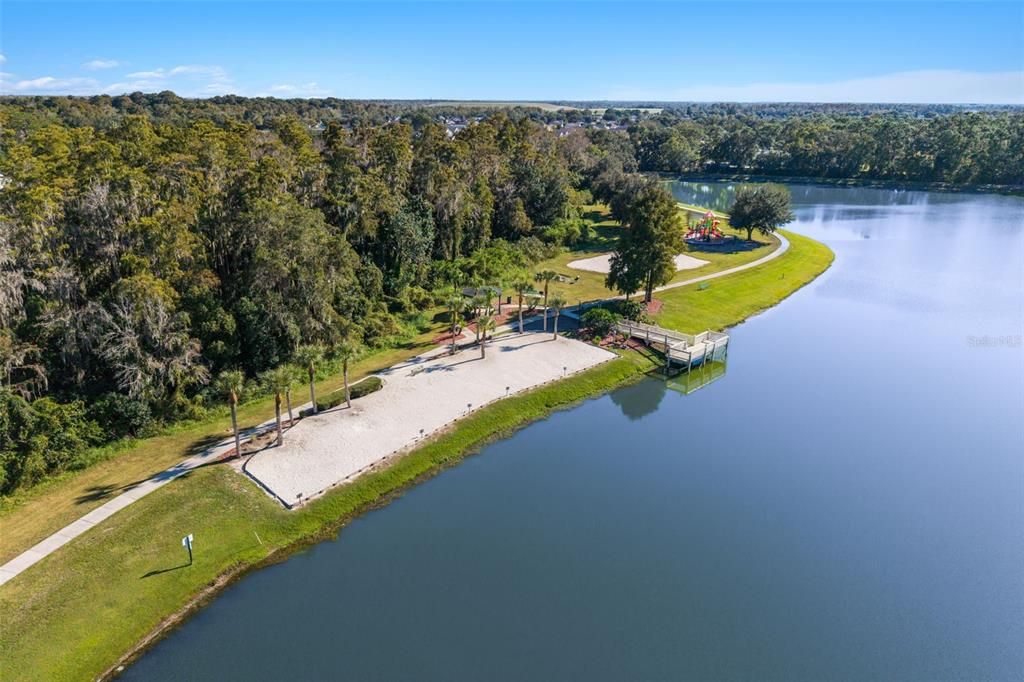 待售: $405,000 (4 贝兹, 3 浴室, 1542 平方英尺)