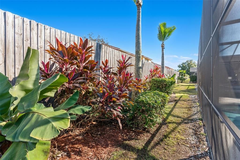 待售: $405,000 (4 贝兹, 3 浴室, 1542 平方英尺)