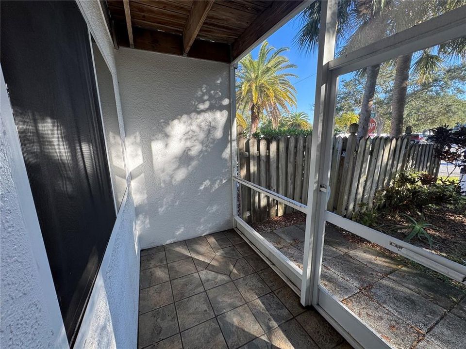 待售: $279,900 (3 贝兹, 2 浴室, 1461 平方英尺)