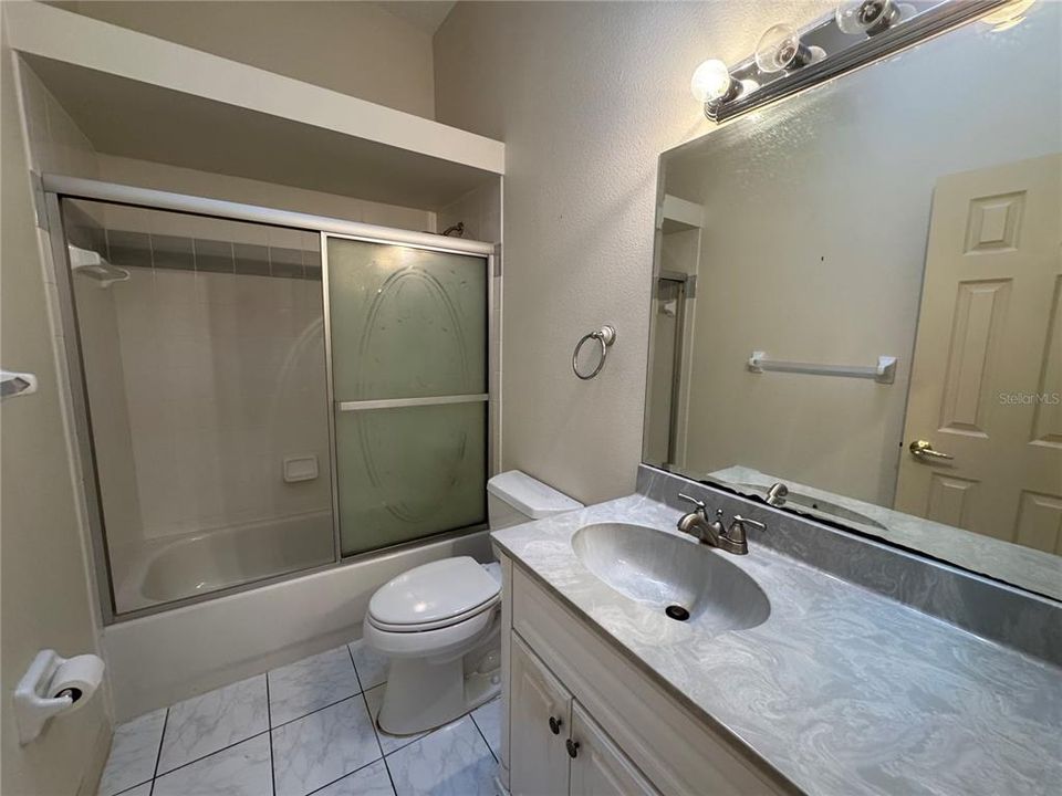 待售: $279,900 (3 贝兹, 2 浴室, 1461 平方英尺)