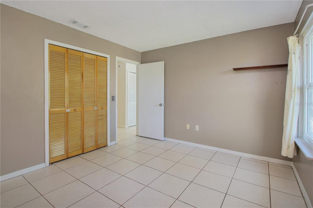 For Sale: $315,000 (3 beds, 2 baths, 1733 Square Feet)