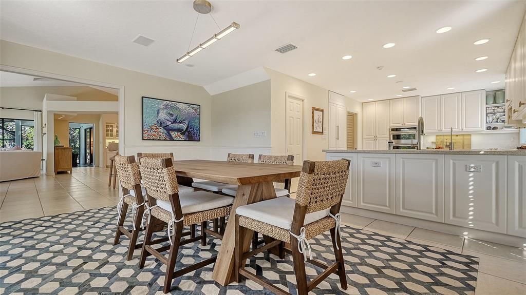 For Sale: $2,295,000 (4 beds, 3 baths, 3263 Square Feet)