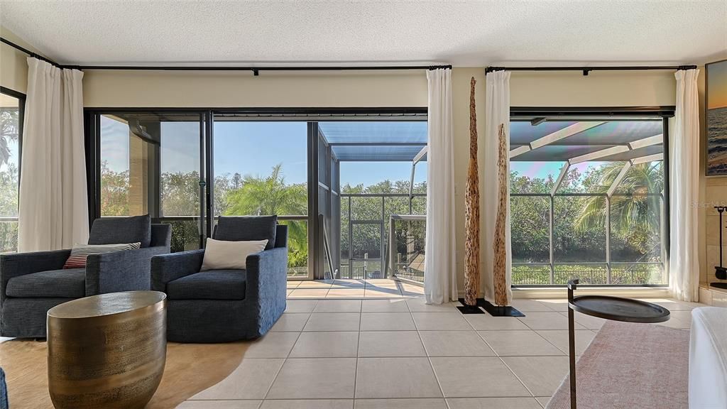 For Sale: $2,295,000 (4 beds, 3 baths, 3263 Square Feet)